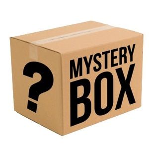 Women’s Sweaters Mystery Box